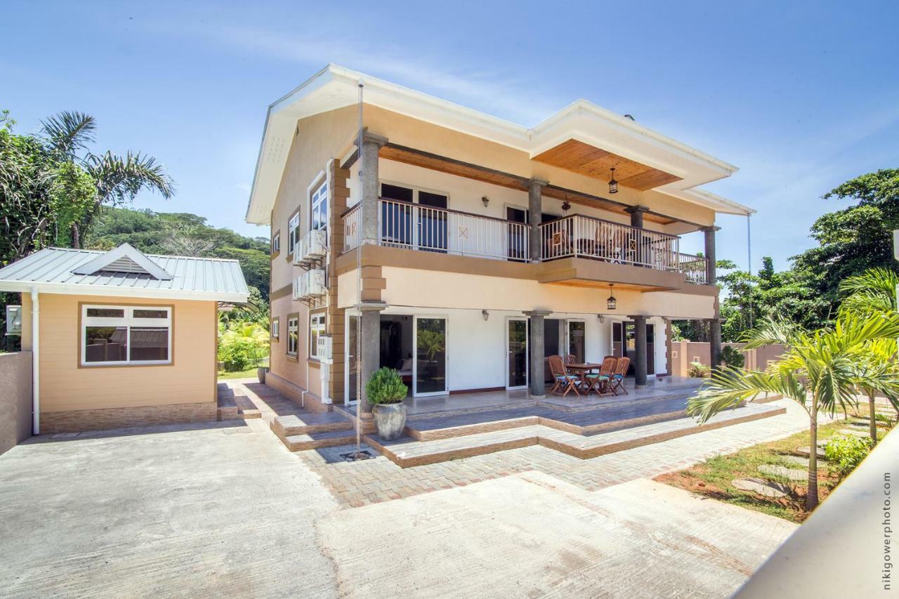 Flora'S Self Catering Apartments Victoria Luaran gambar