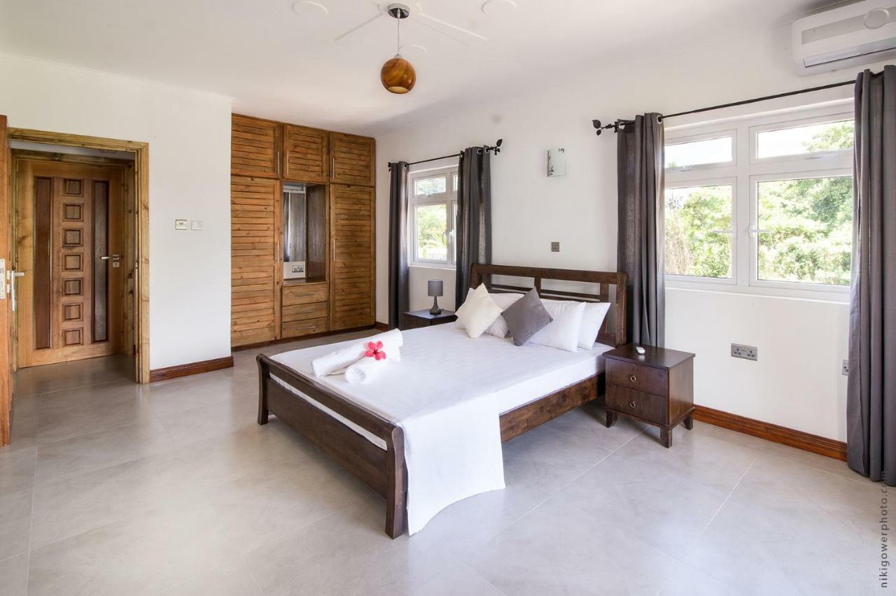 Flora'S Self Catering Apartments Victoria Luaran gambar